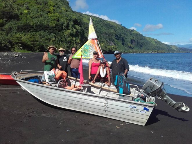 Équipe de l'association : "Te Matahuarere no te Reva Te Moana e te Fenua" Équipe de l'association : "Te Matahuarere no te Reva Te Moana e te Fenua"