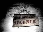 les conspirateurs du silence