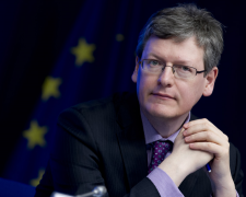 Le commissaire Andor.