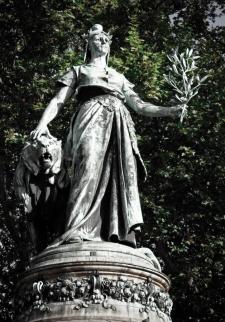 statue-de-la-republique.jpg