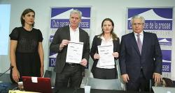L'équipe Wikileaks à Genève. En partant de la droite : Baltasar Garzón, Sarah Harrison, Kristinn Hrafnsson et Melinda Taylor L'équipe Wikileaks à Genève. En partant de la droite : Baltasar Garzón, Sarah Harrison, Kristinn Hrafnsson et Melinda Taylor