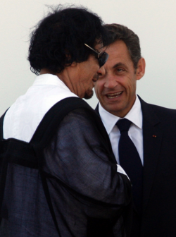 Kadhafi_et_Sarkozy_c_Reuters.png