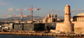 Le chantier du Mucem, à l'entrée du Vieux Port.