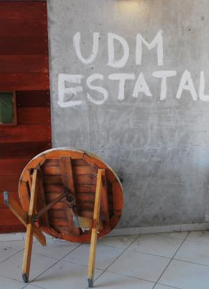 « Université de la Mer publique ». L’Etat chilien n’a à aucun moment proposé de racheter des parts de la UdM. « Université de la Mer publique ». L’Etat chilien n’a à aucun moment proposé de racheter des parts de la UdM.