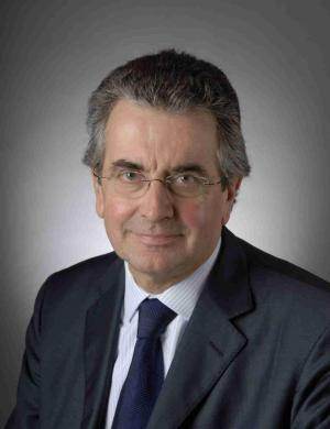 Le député Alain Claeys est mis en cause par Rémy Garnier.