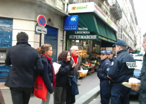 Les militants PCF dimanche.