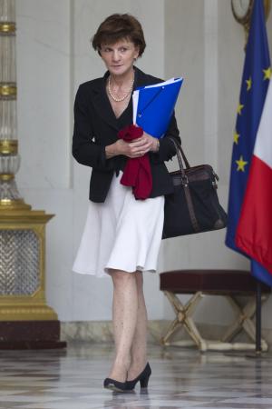 Michèle Delaunay à la sortie du conseil des ministres.