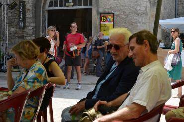 Lucien Clergue et Bernard Perrine à Arles 2011 Lucien Clergue et Bernard Perrine à Arles 2011
