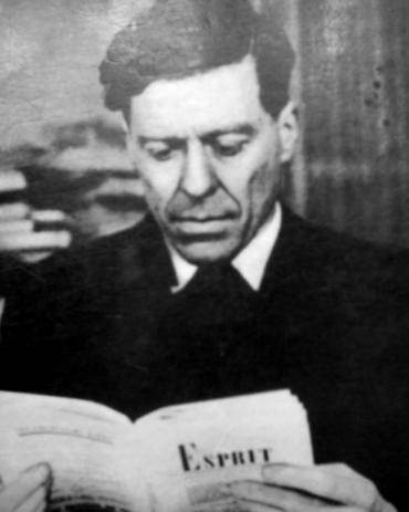  Le philosophe personnaliste Emmanuel Mounier (1905-1950), fondateur de la revue Esprit