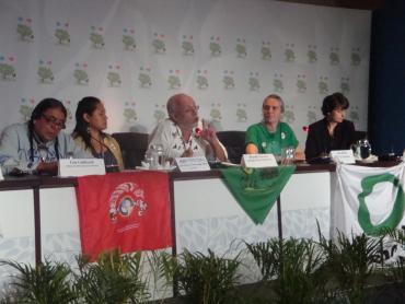Une conférence de presse traditionnelle...
