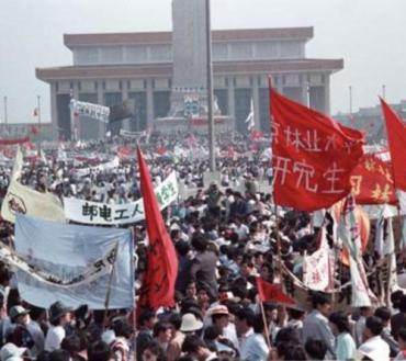 1989, place Tienanmen... « C'est l'esprit de rébellion des années 60 qui a inspiré les soulèvements contre le “socialisme”. »