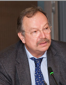 J. Escourrou, président de la CIPAV