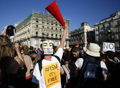 Manifestation sur la Puerta del Sol, dimanche 12 mai.