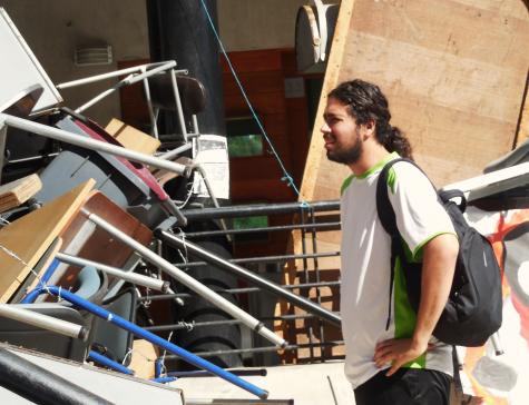 Felipe Orellana aurait dû commencer sa 5ème année de médecine en avril. Aucune université n’a accepté son dossier. Felipe Orellana aurait dû commencer sa 5ème année de médecine en avril. Aucune université n’a accepté son dossier.
