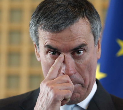 J. Cahuzac. J. Cahuzac.