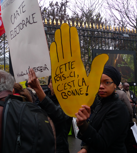 Devant le Sénat, le 8 décembre 2011. (CF)