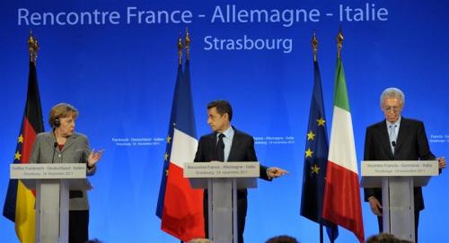 Angela Merkel, Nicolas Sarkozy et Mario Monti à Strasbourg. © Reuters.