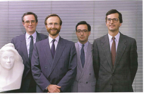 De gauche à droite, Jacques Guerber, Pierre Richard, Gilles Benoist et Rembert von Lovis au moment de la privatisation