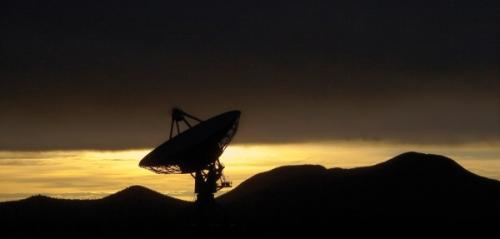 L'un des radio-télescopes du NRAO, au Nouveau-Mexique