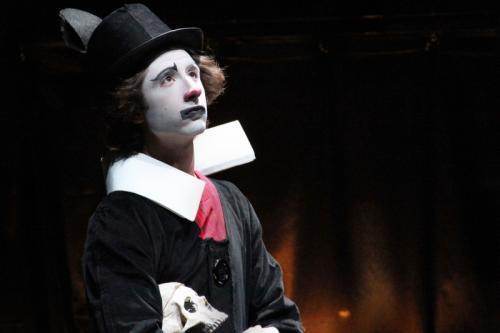 Basile Dragon (Yorick, le clown triste)