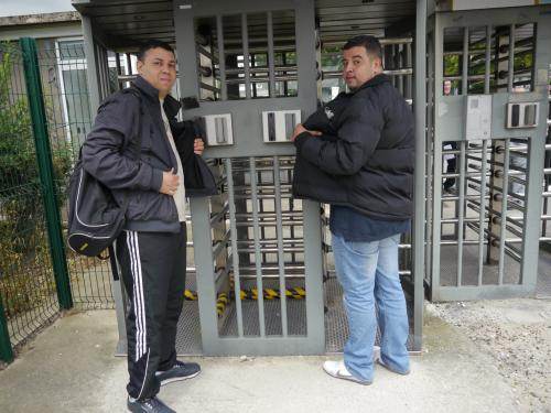 Najim (à gauche) et Farid, onze et douze ans de maison "sans carotte"