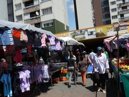 Le marché des 3000, un des moins chers d'Ile de France