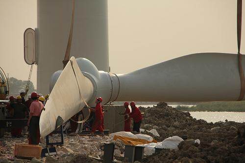 Installation d&#039;une éolienne à Tianjin
