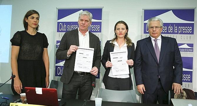 L&#039;équipe Wikileaks à Genève. En partant de la droite : Baltasar Garzón, Sarah Harrison, Kristinn Hrafnsson et Melinda Taylor