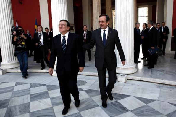 José Manuel Barroso, le président de la Commission, à Athènes le 8 octobre, avec Antonis Samaras, premier ministre grec. ©CE.