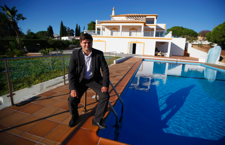 À la tête de PortugalEstate, Vyacheslav Eshanu vend des résidences d&#039;Algarve à la classe moyenne russe. ©Reuters.