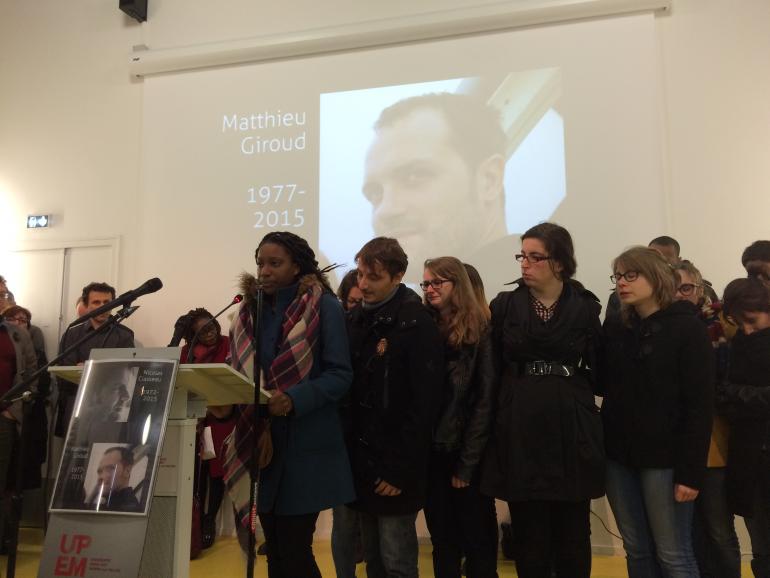 Hommage des étudiants de Matthieu Giroud, à l’université Paris-Est-Marne-la-Vallée, le lundi 16 novembre.