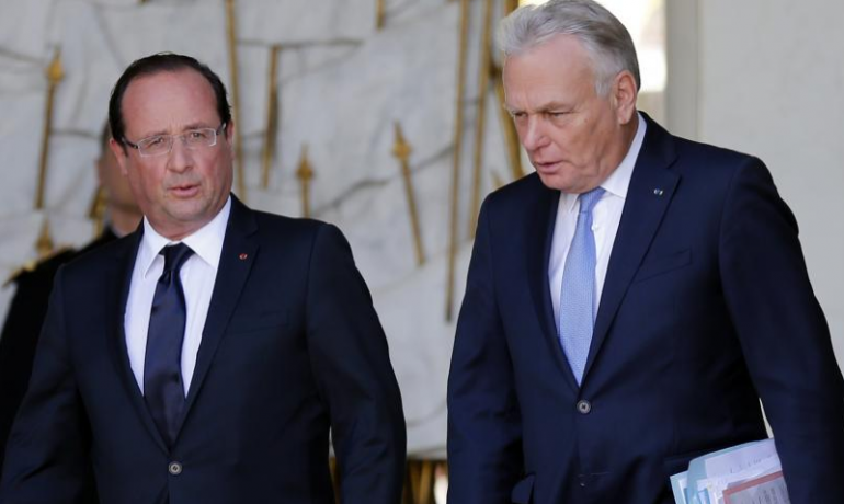 Hollande et Ayrault.