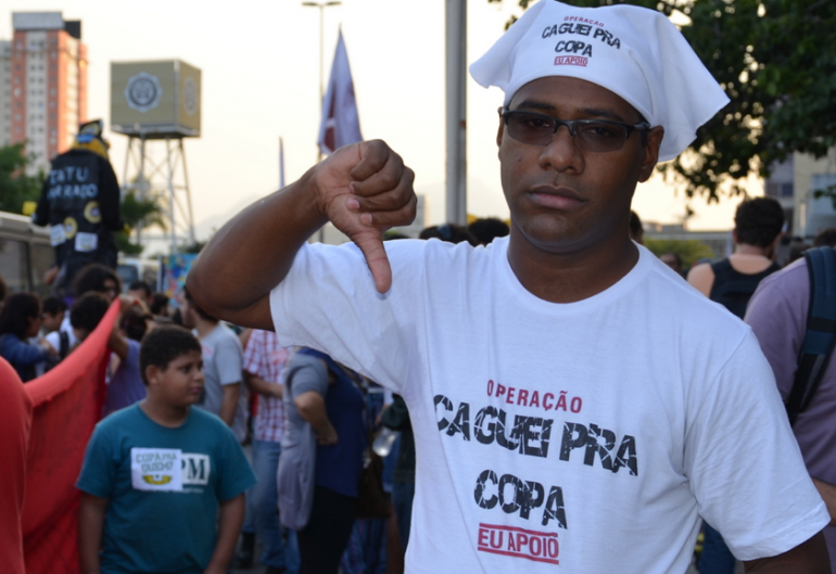 Manifestant le 15 mai à Rio.