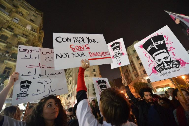 Manifestation contre les violences sexuelles à l&#039;encontre des femmes, au Caire, le 12 février.