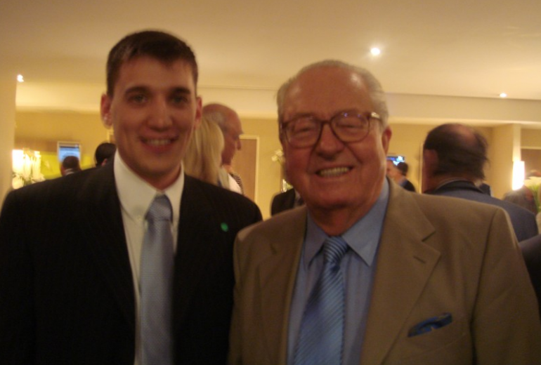 Fabrice Sorlin et Jean-Marie Le Pen, en 2007.