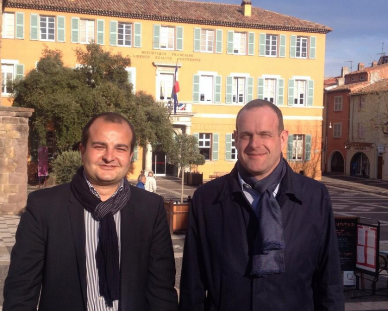 David Rachline, maire de Fréjus, avec Steeve Briois, maire d'Hénin-Beaumont, le 27 mars.