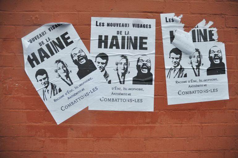 Affiches collées par le Mouvement inter Lycées indépendant en amont de la manifestation.