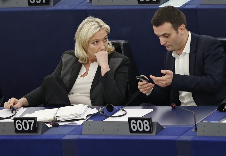 Marine Le Pen et Florian Philippot au parlement européen, le 11 mars. Marine Le Pen et Florian Philippot au parlement européen, le 11 mars.