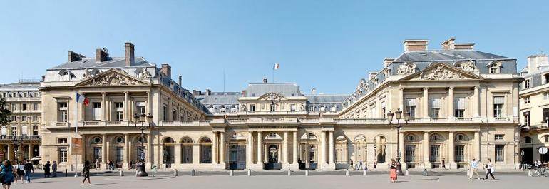 Façade du Conseil d'État, au Palais Royal