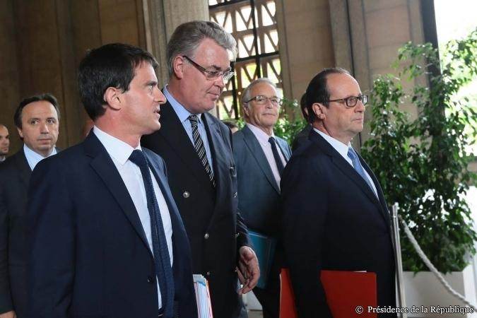 François Hollande à son arrivée lundi à la conférence sociale