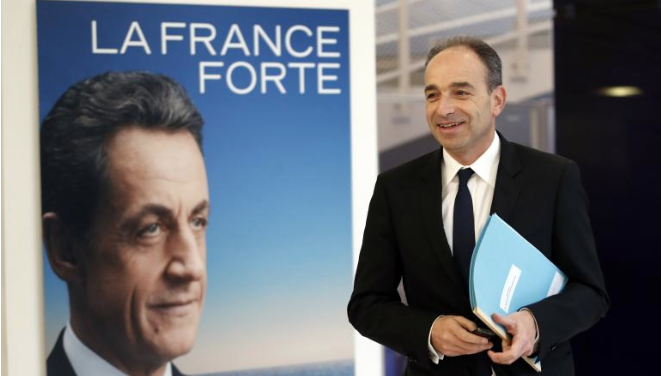 Le 18 décembre 2013, au siège de l'UMP. Le 18 décembre 2013, au siège de l'UMP.