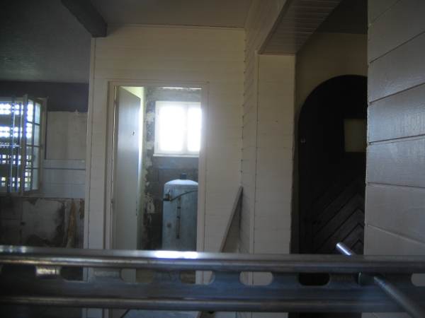 Intérieur de la maison de la Noë verte saccagé par les saucialistes 