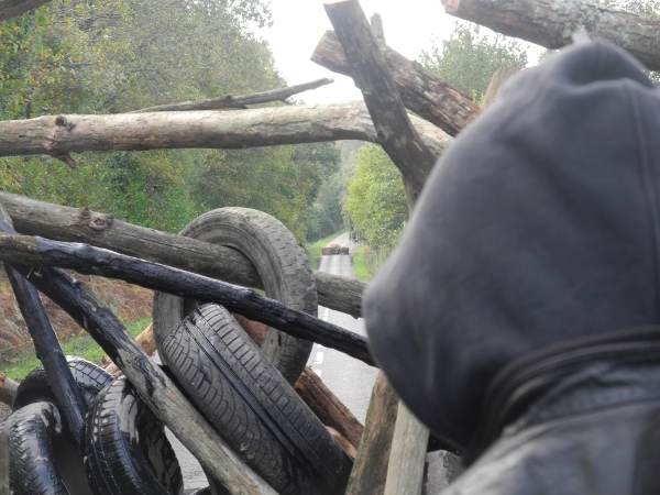Barricade sud sur la route de Vigneux