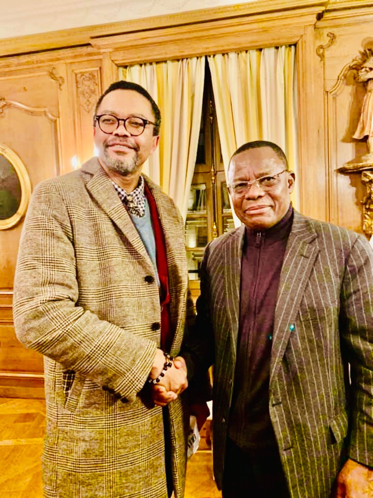 Le Pr Sident Lu Du Cameroun Maurice Kamto Et Le Prof Franklin Nyamsi