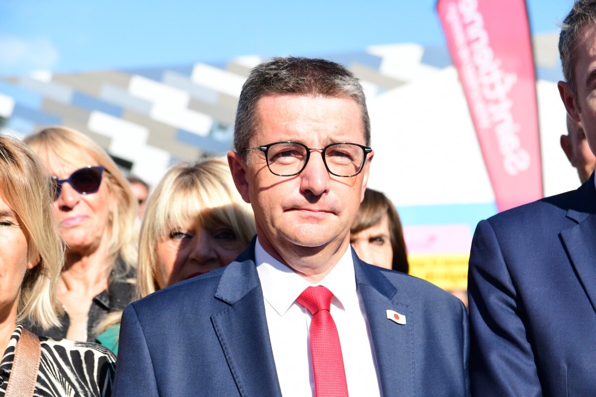 Sextape à Saint-Étienne : le parquet requiert un procès pour « chantage »  contre le maire Gaël Perdriau | Mediapart