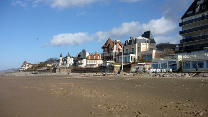 blonville-sur-mer blonville-sur-mer