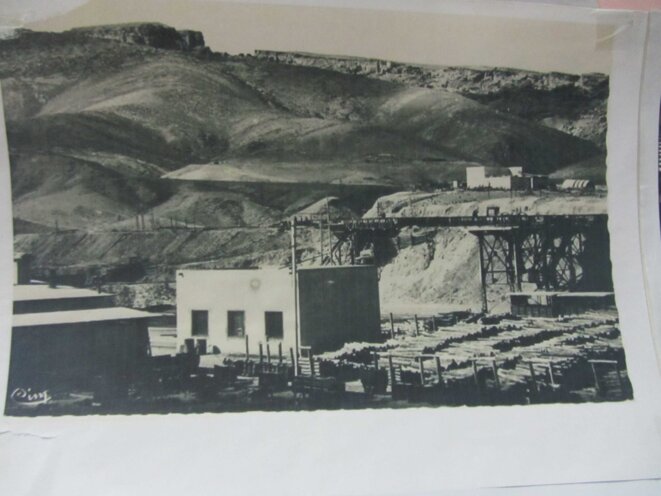 Anciennes cartes postales de la collection de l’Association Environnement et Développement pour Promouvoir le Bassin Minier Redeyef (AEDPBM) : la mine Anciennes cartes postales de la collection de l’Association Environnement et Développement pour Promouvoir le Bassin Minier Redeyef (AEDPBM) : la mine