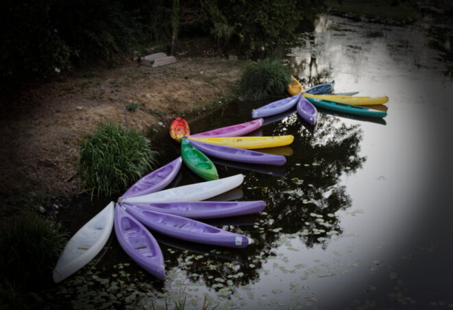 Mon drapeau c'est celui du monde, je n'en ai pas trouvé alors j'ai  improvisé