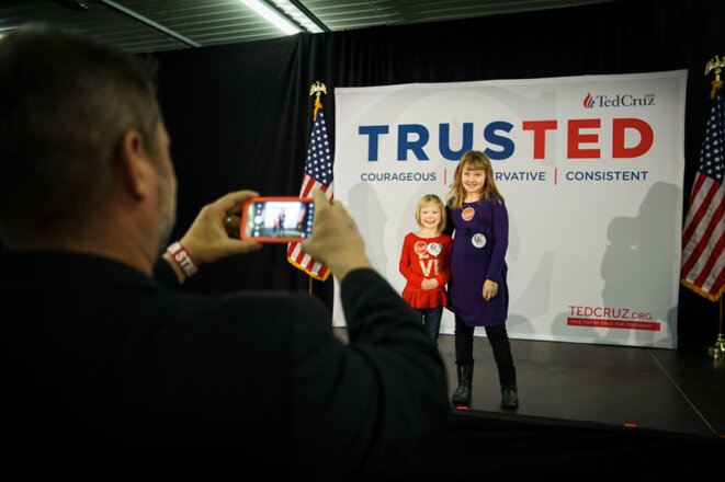 Deux générations de soutiens à Ted Cruz © Thomas Cantaloube
