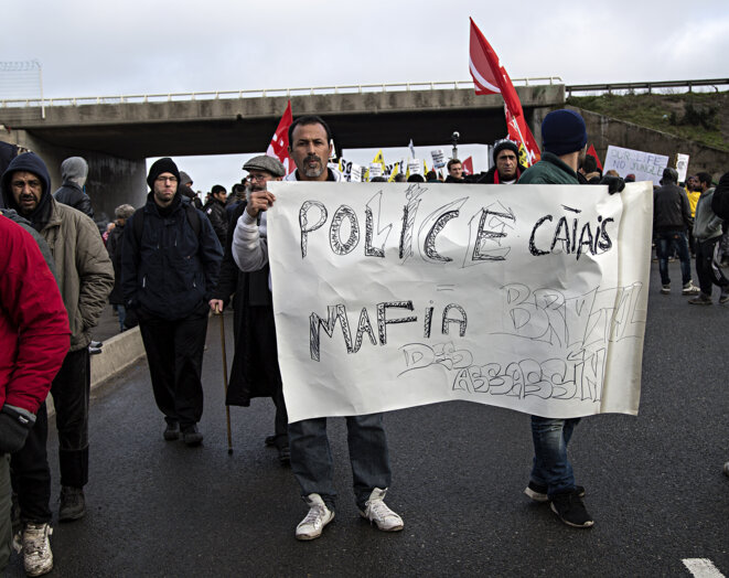 calais-zahra-agsous-2016-manif002 © Zahra Agsous calais-zahra-agsous-2016-manif002 © Zahra Agsous